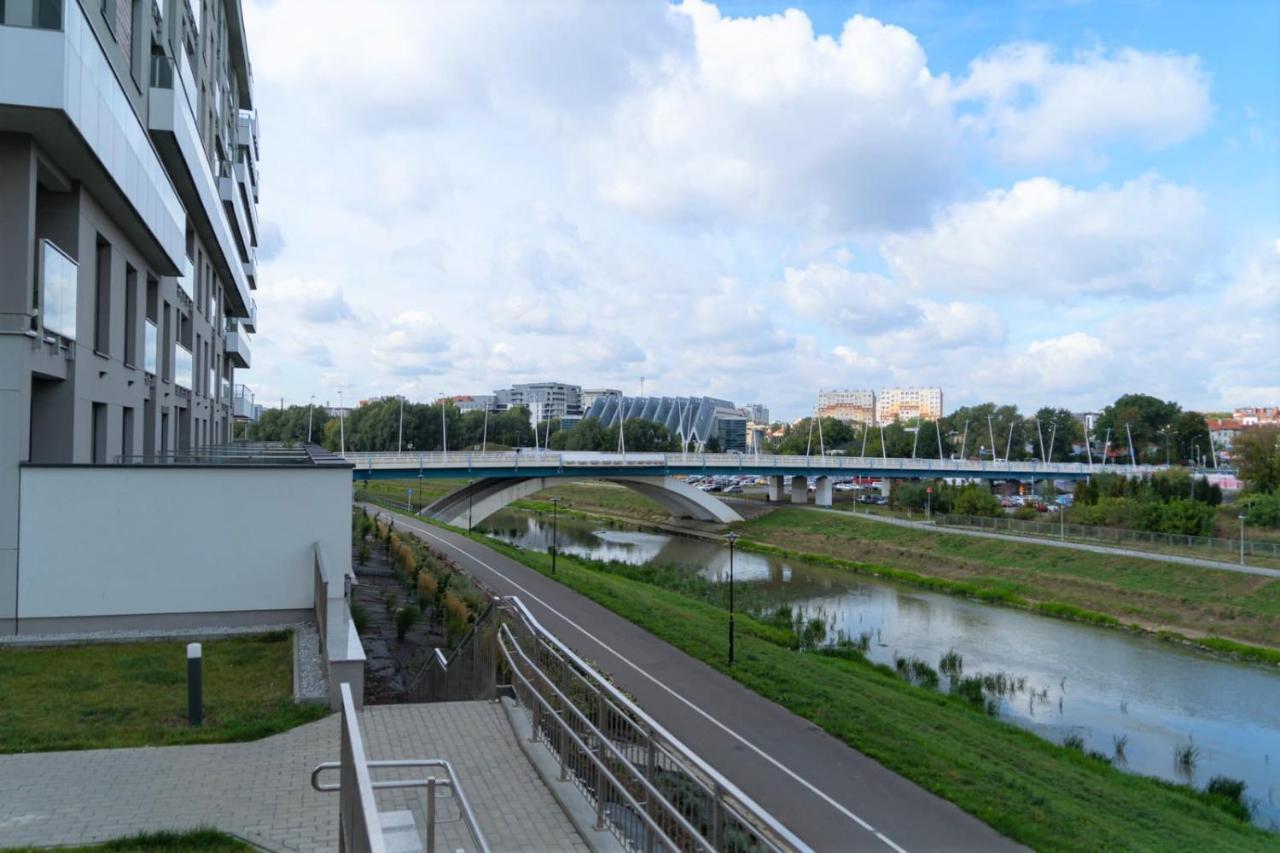Capital Towers - Apartament Green Z Widokiem Na Rzeke Жешув Экстерьер фото